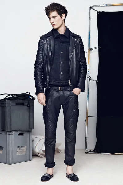 Look 30